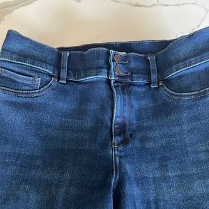 New York & Company Jeans. 12
